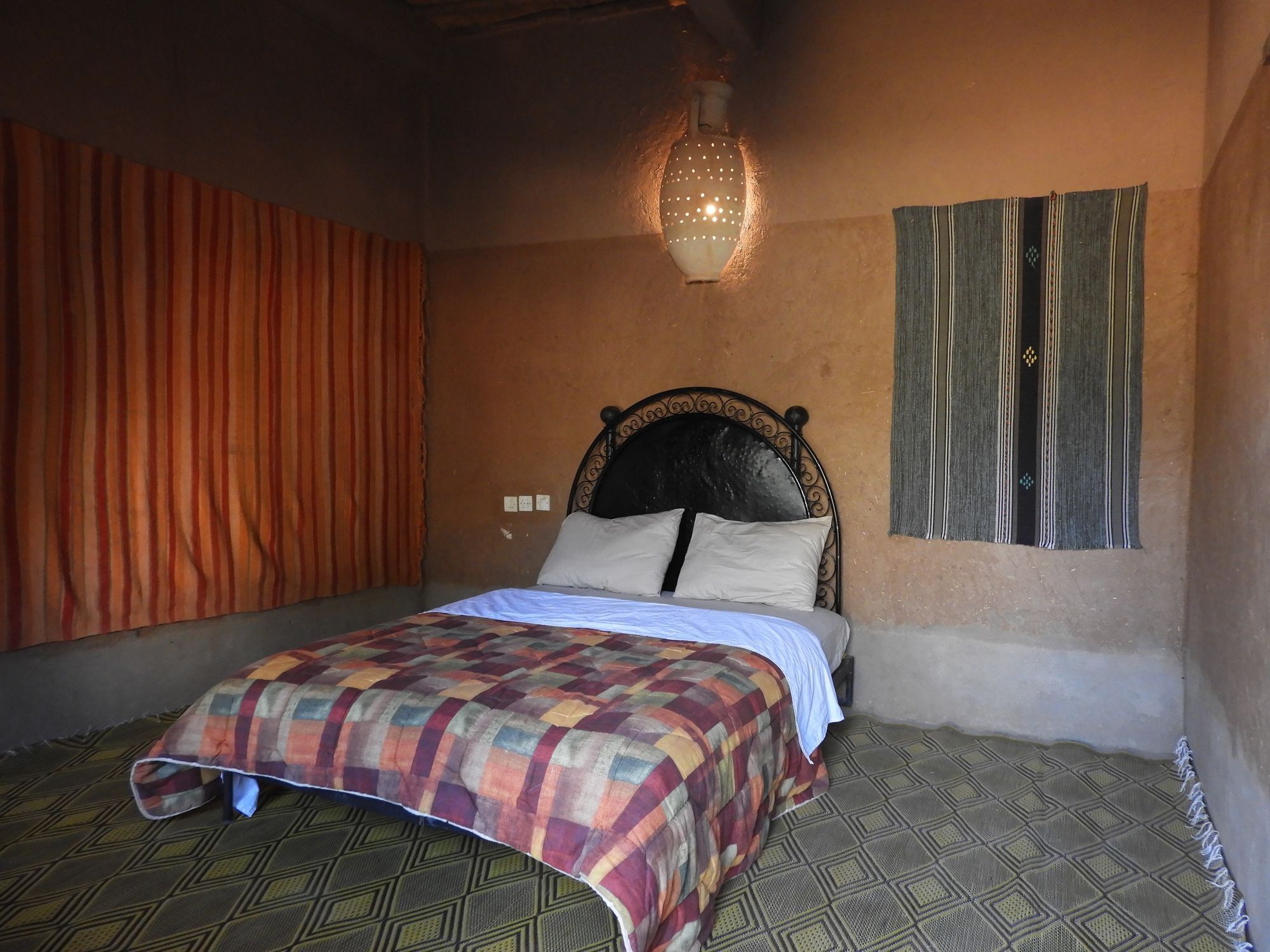 Carrefour Des Nomades Hotel Oulad Driss Exterior photo