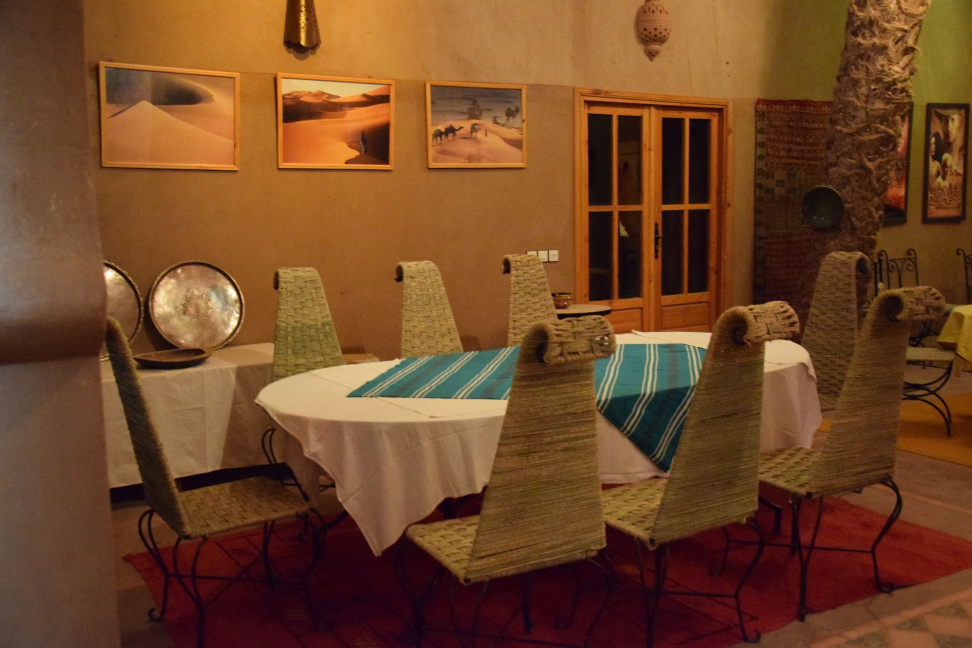 Carrefour Des Nomades Hotel Oulad Driss Exterior photo
