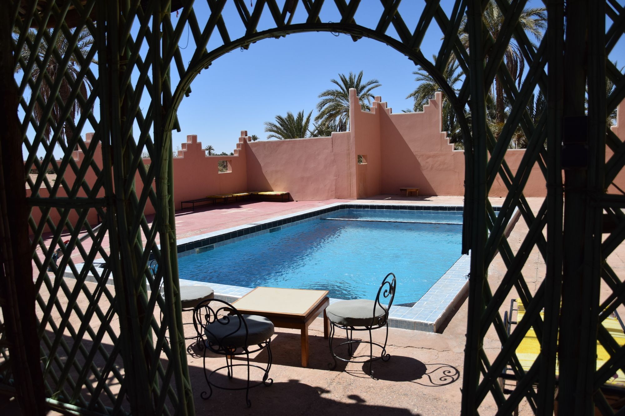 Carrefour Des Nomades Hotel Oulad Driss Exterior photo